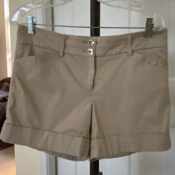 White House Black Market shorts - Picture 3 of 15
